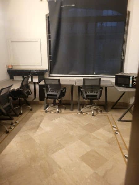 Office Chairs & Tables and UPS for Sale 5