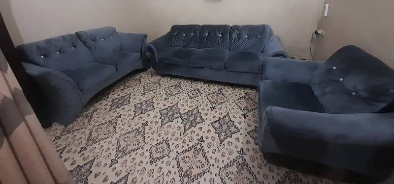 7 Seater Sofa Set Available for Sell 4