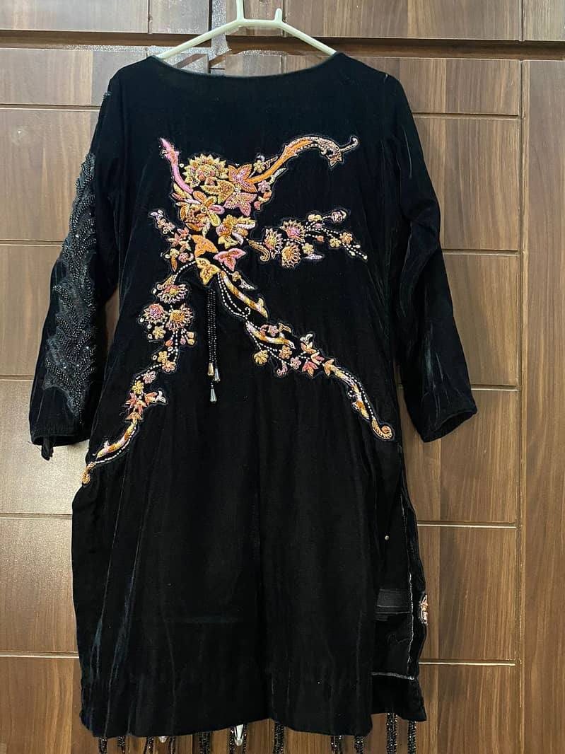 Used dresses in good condition 1