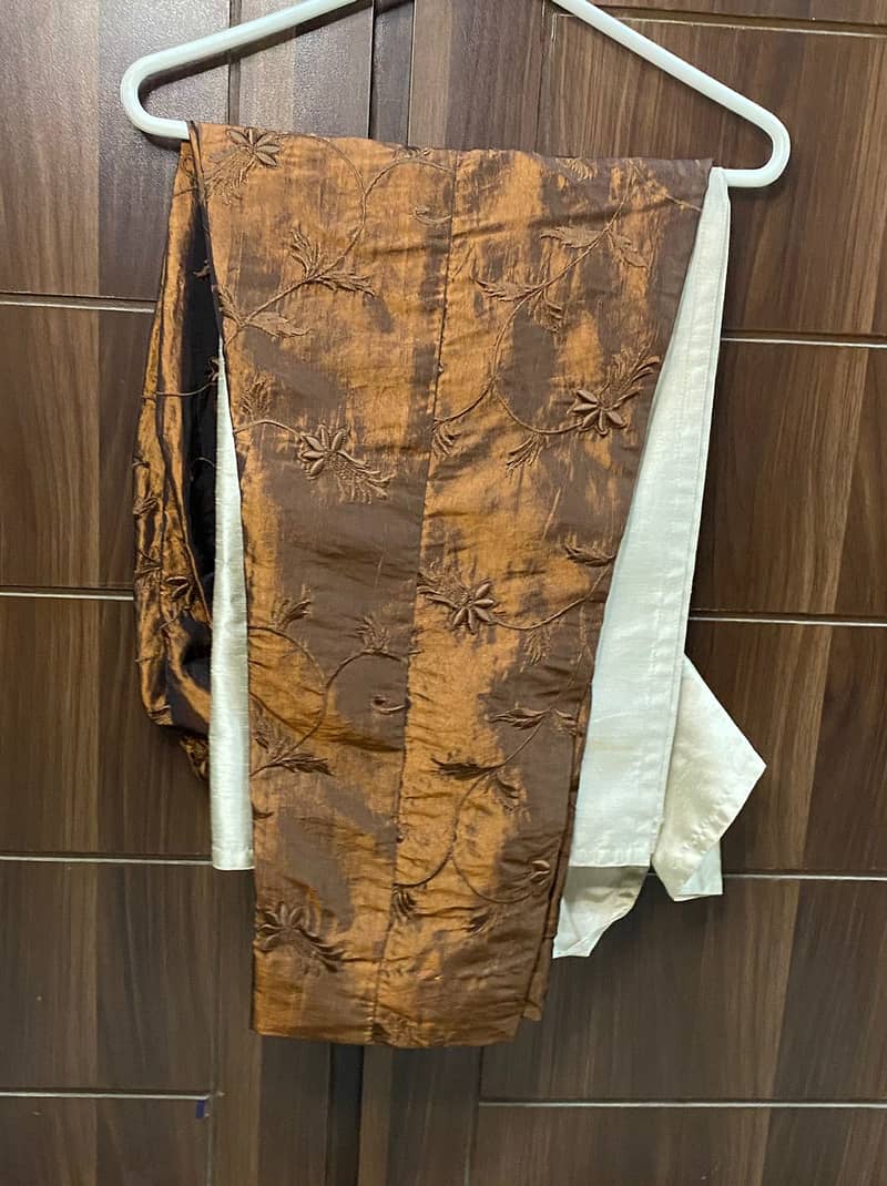 Used dresses in good condition 16