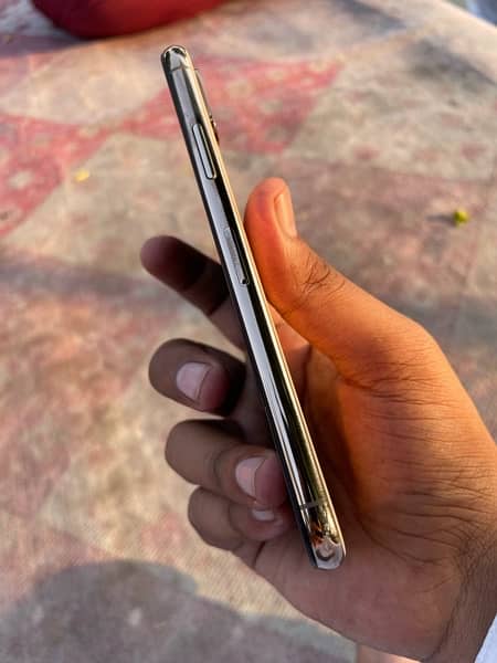 iPhone XS 256GB non pta 4