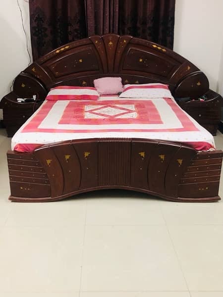 King size bed with mattress and side tables (Pure wood) 4