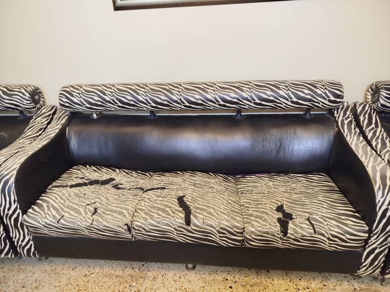 7 Seater used sofa set for sale 2