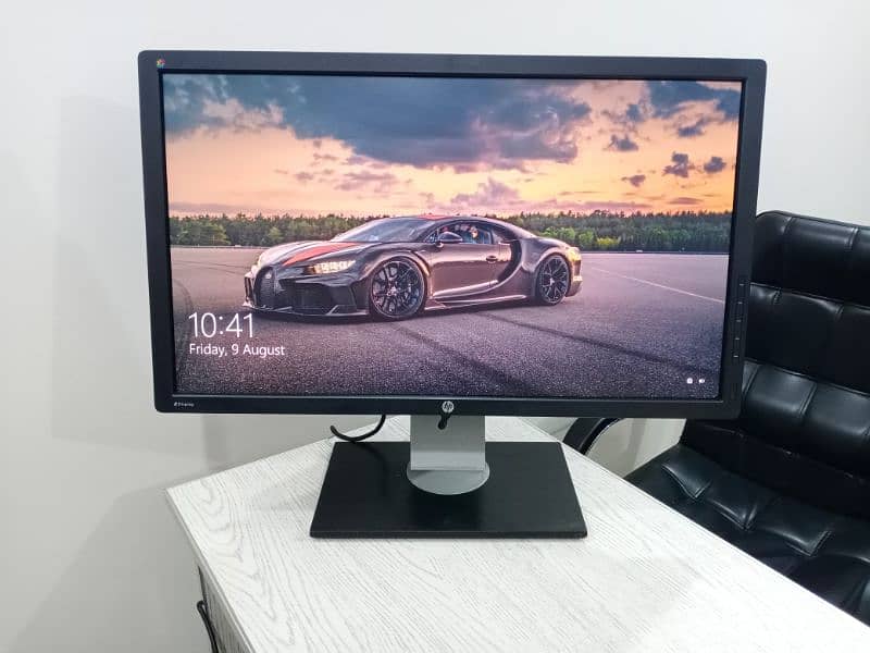 Hp Z Display 27 inch 2k ips display for graphic design and gaming 2