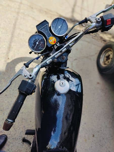 Suzuki Gs 150 2015 Model 6