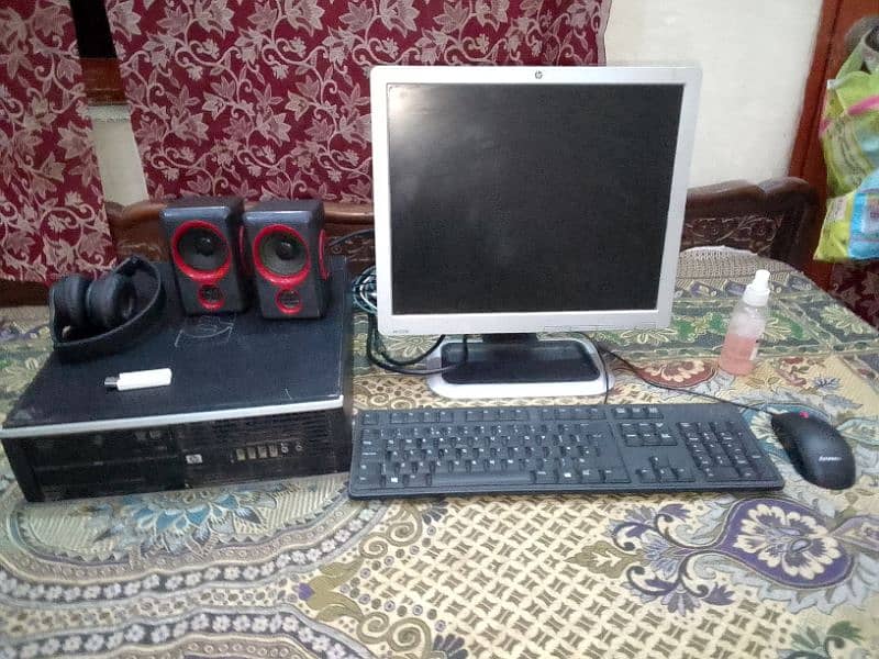 HP cour2dou Full Computer Set Up with Multi Media 1