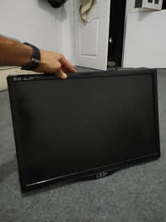 sumsung  24 inch LED