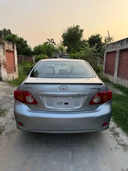 Toyota Corolla GLI 2010 5