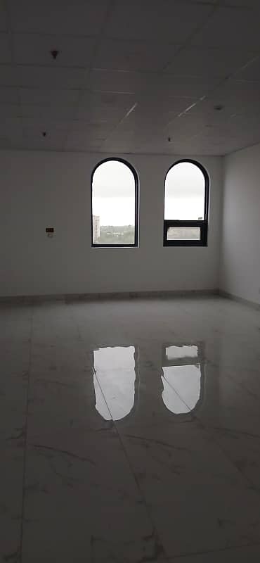 500 Square Feet Office Prime Space With Terrace Is Available For Rent In Grand Square Mall 0