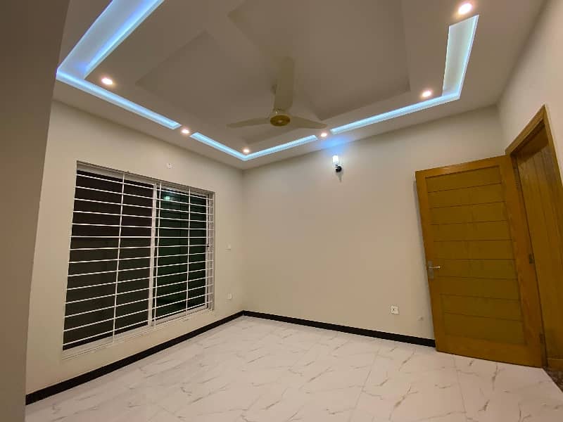 Luxury Brand New Designer Full House Available For Rent Bahria town phase 8 Rawalpindi Real Picture 20