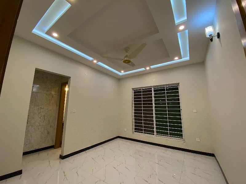 Luxury Brand New Designer Full House Available For Rent Bahria town phase 8 Rawalpindi Real Picture 21