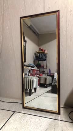 wall mirror