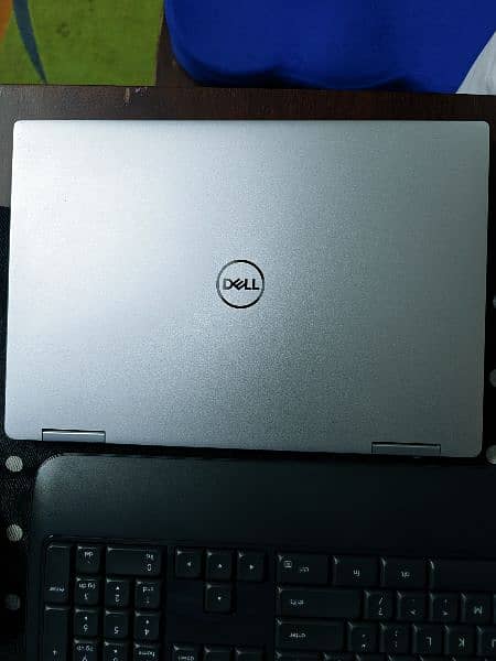 Dell Xps 13 i7 10th gen, 7390  2 in 1 1