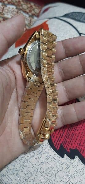 ladies watch with box 2