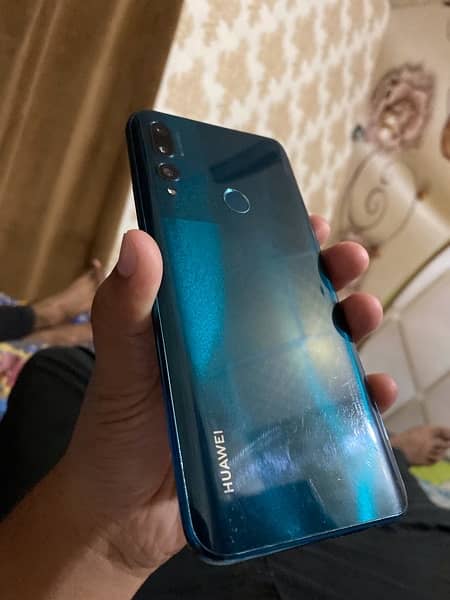 huawei y9 prime 4