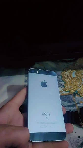 iPhone 5Se 32GB 1