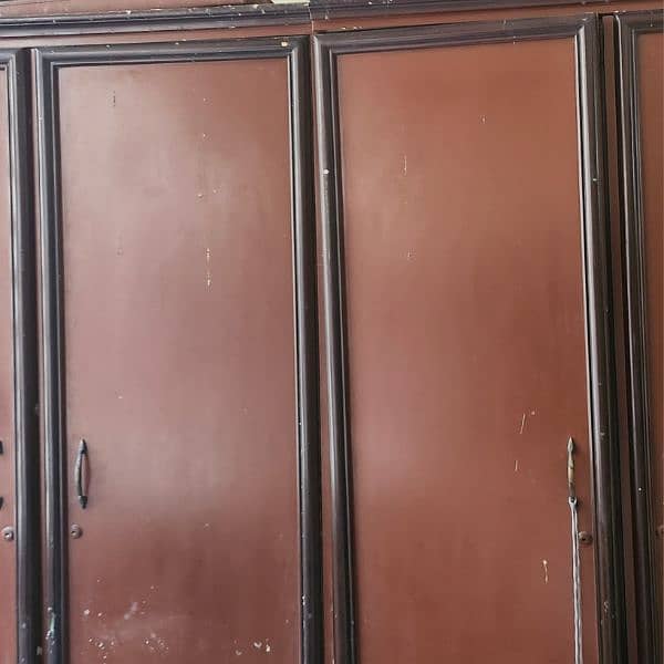 4 door cupboard for sale 0