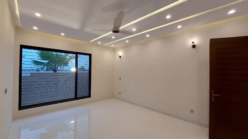 FIRST ENTRY BRAND NEW LUXURY HOUSE FOR RENT 10