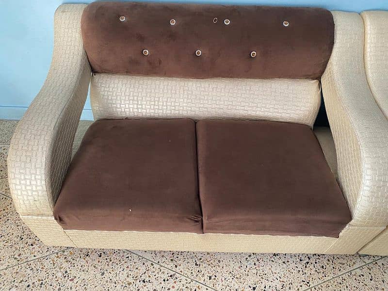 7 Seater Sofa Set 4 months used like new 5