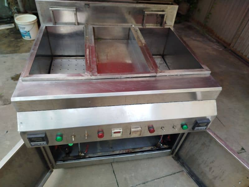 shawarma counter +fryer 4