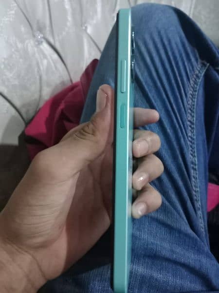 Realme c51 box only mobile 4/64 2