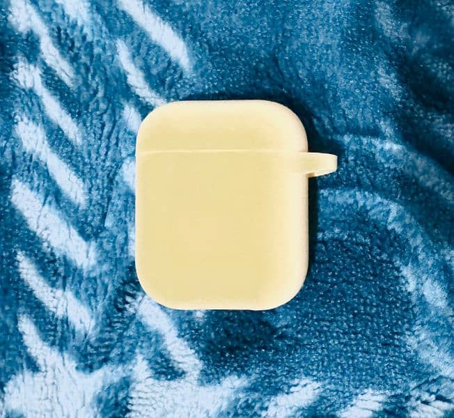 Apple Airpods Gen 2 2