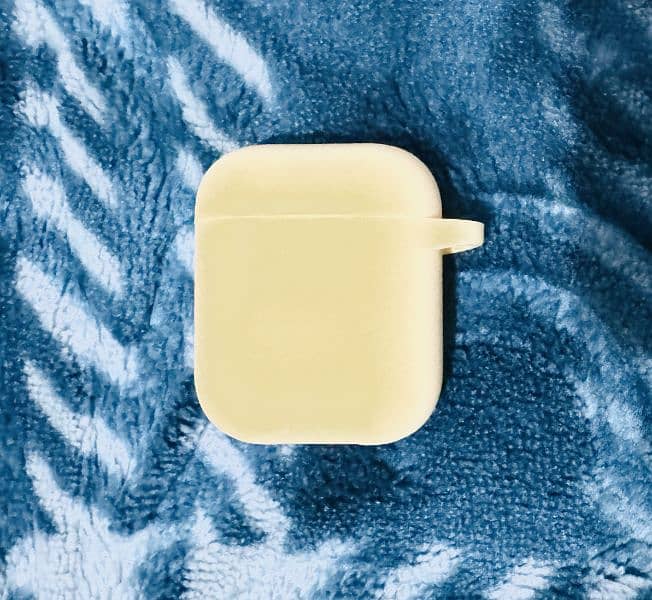 Apple Airpods Gen 2 3