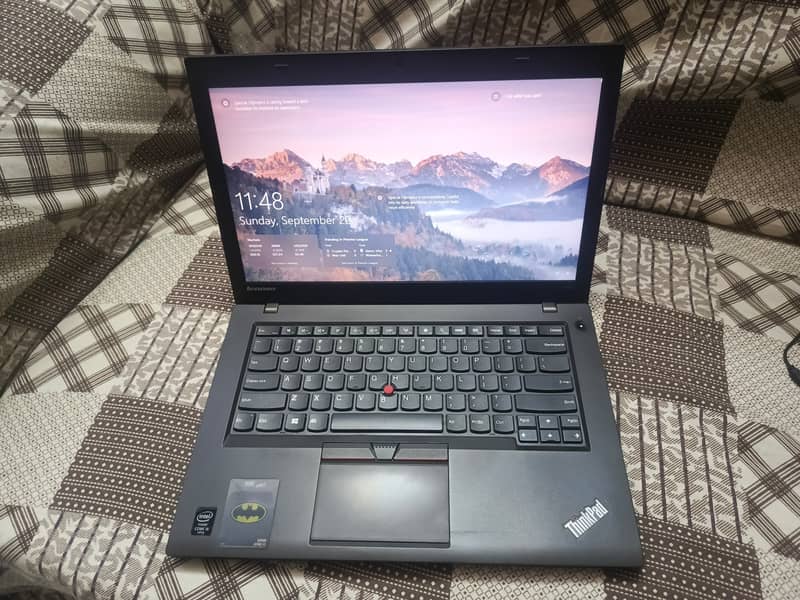 Lenovo Thinkpad T450 - i5 5th Gen - 12 GB RAM - 128 SSD 1