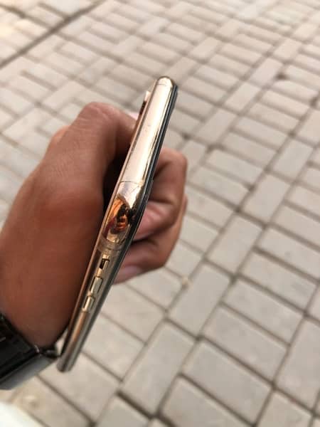 iphone xs PTA APPROVED 7