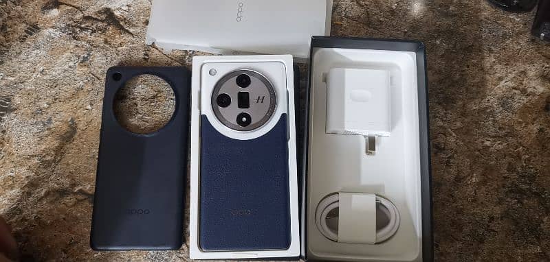 oppo find x7 in new condition 6