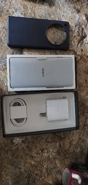 oppo find x7 in new condition 9