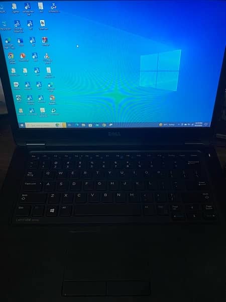 dell 8/256 in good condition 2