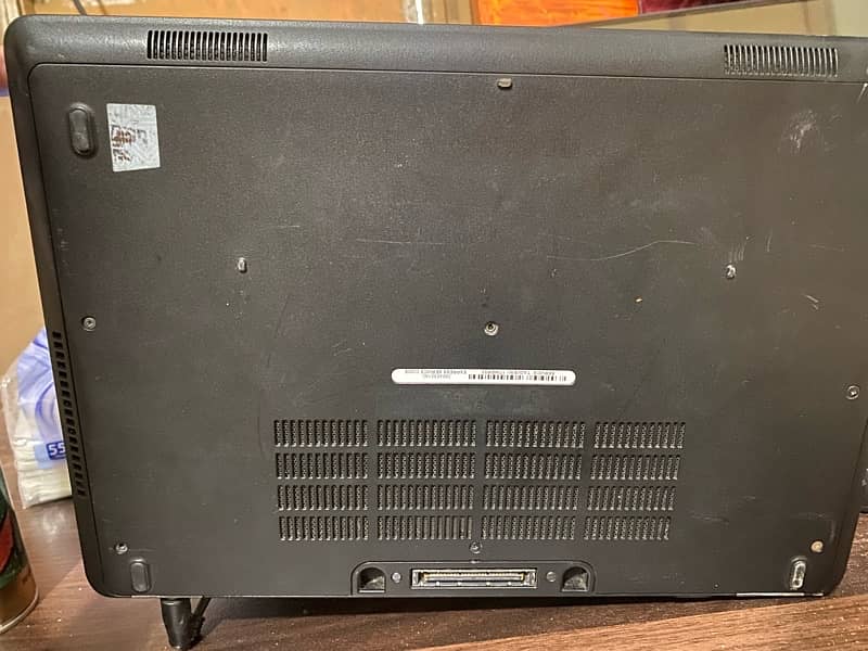 dell 8/256 in good condition 3