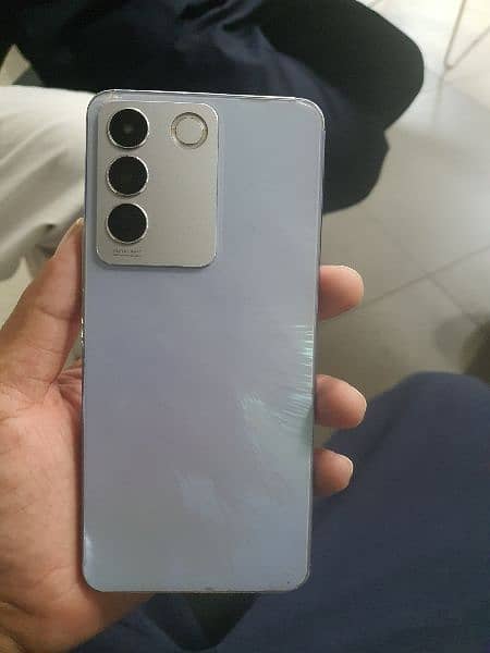 Vivo V 27 e 0