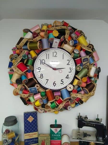 Resin wall clock 1