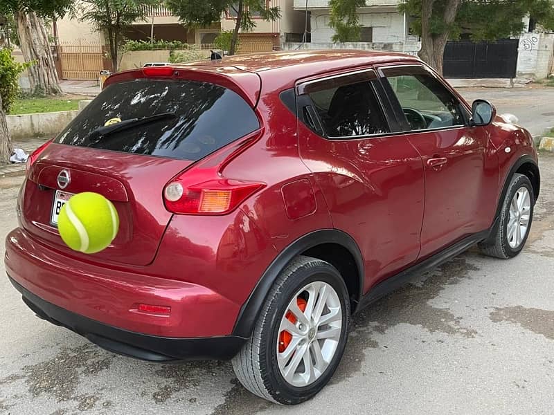 Nissan Juke model 2010/15 full option 3