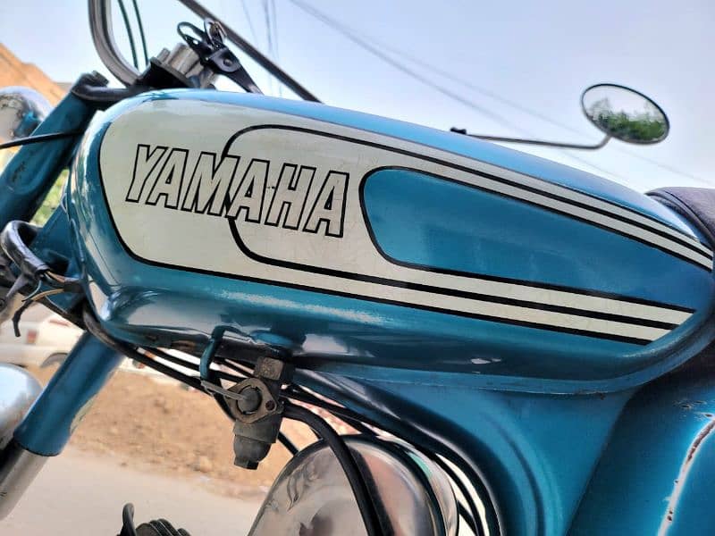 Yamaha YB100 1