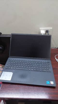 Dell Inspiron 15 3000 || Core i5 For sale