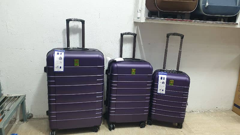 Luggage bags/ travel suitcases/ trolley bags/ travel trolley/ attachi 8