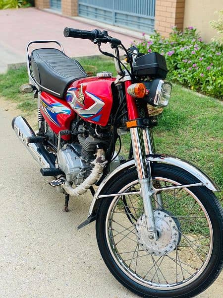 Honda 125 condition 10/9.5 number 03198459989 exchange possible 1