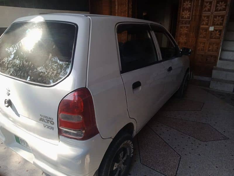 Suzuki Alto 2012 4