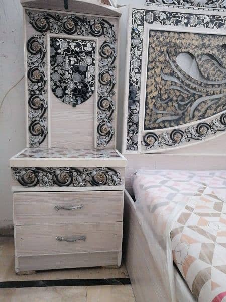 Bedroom set with Mattress 6