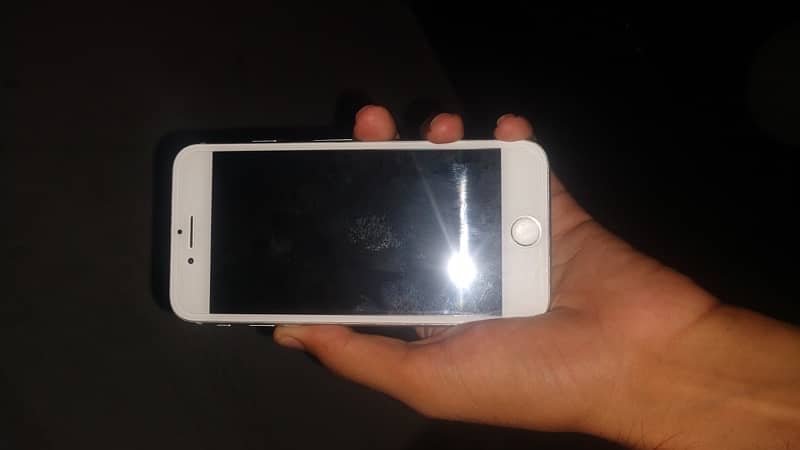 i phone 8  64 GB non pta exchange possible 1