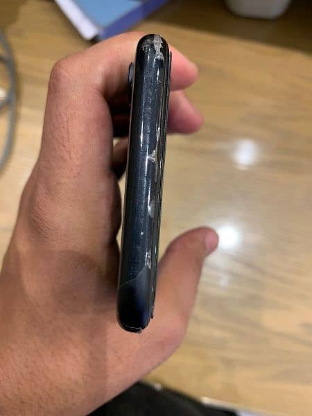 I phone XR 64GB 1