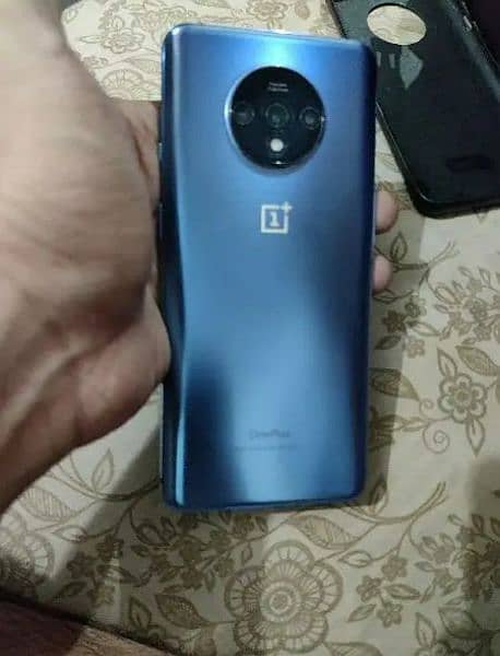 oneplus 7T 8/256 3