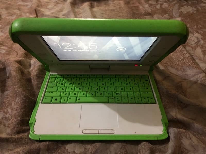 mini laptop 4