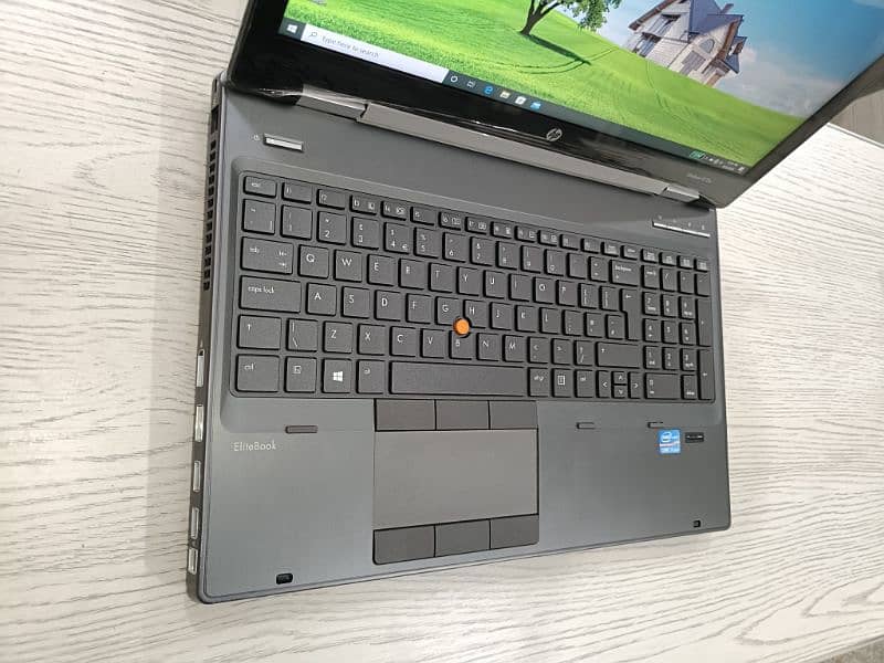 Hp Elitebook 8570w core i7 3rd gen 2gb Nvidia quadro k2000 4