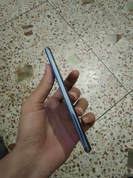 Vivo V21 8gb 128gb with box 11