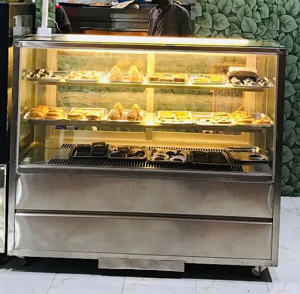 Pestry / Bakery Display chiller counter 1