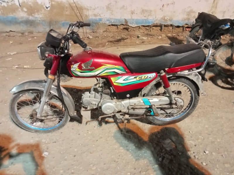 Honda CD 70 model 2023 karachi 1st owner for sale 1